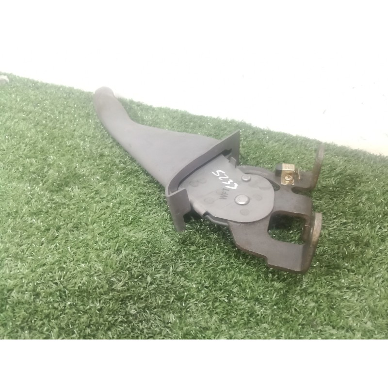 Recambio de palanca freno de mano para hyundai trajet (fo) 2.0 gls referencia OEM IAM 938303A0 938303A0 938303A0