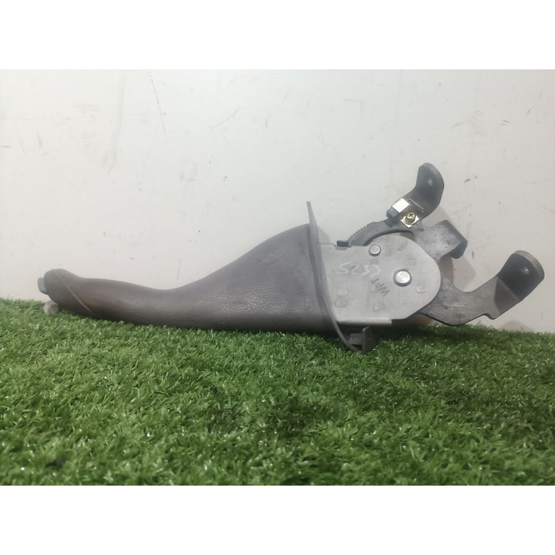 Recambio de palanca freno de mano para hyundai trajet (fo) 2.0 gls referencia OEM IAM 938303A0 938303A0 938303A0