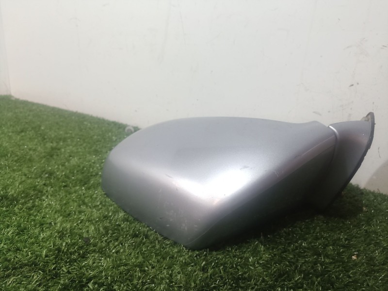 Recambio de retrovisor izquierdo para hyundai trajet (fo) 2.0 gls referencia OEM IAM   