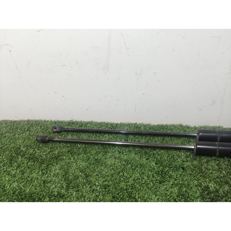 Recambio de juego amortiguadores trasero para mercedes-benz vito (w638) combi 2.2 16v cdi turbodiesel cat referencia OEM IAM   