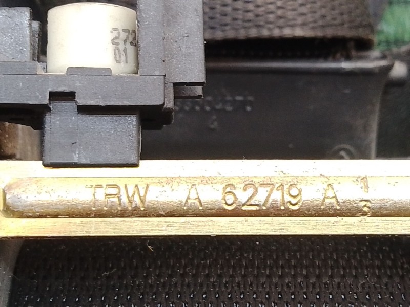 Recambio de cinturon seguridad delantero derecho para mercedes-benz clase s (w220) berlina 3.2 cdi cat referencia OEM IAM 201868