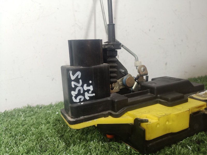 Recambio de cerradura puerta trasera izquierda para volvo s60 berlina referencia OEM IAM 8650552 8650552 8650552