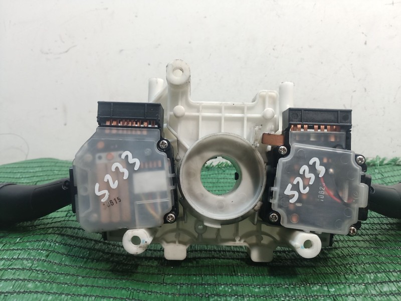 Recambio de mando luces para hyundai trajet (fo) 2.0 gls referencia OEM IAM   