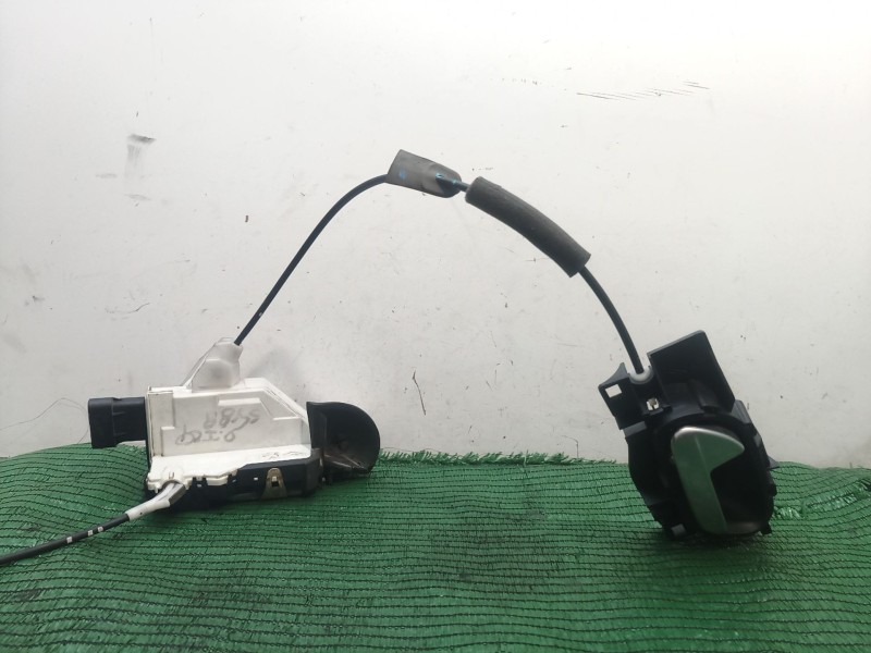 Recambio de cerradura puerta delantera izquierda para peugeot 508 i (8d_) 2.0 hdi referencia OEM IAM   