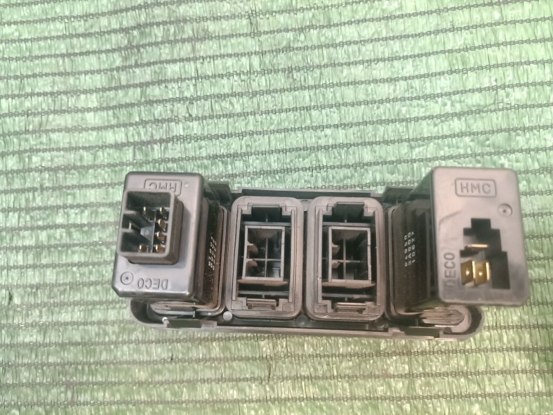 Recambio de mando luces para hyundai trajet (fo) 2.0 gls referencia OEM IAM   