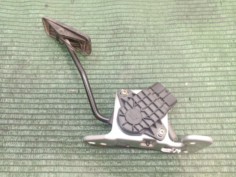 Recambio de pedal acelerador para subaru legacy familiar/outback b13 (bp) 3.0 r outback referencia OEM IAM 198800 198800 198800