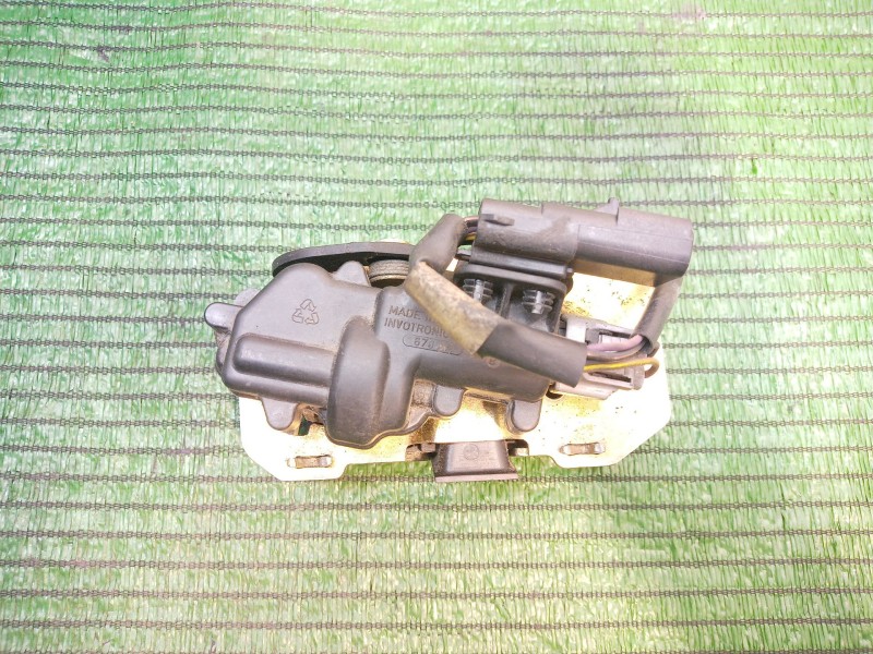 Recambio de cerradura maletero / porton para chrysler voyager (rg) 2.5 crd grand voyager limited referencia OEM IAM 678AA 678AA 