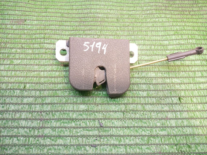 Recambio de cerradura maletero / porton para seat ibiza (6l1) 1.4 16v referencia OEM IAM   