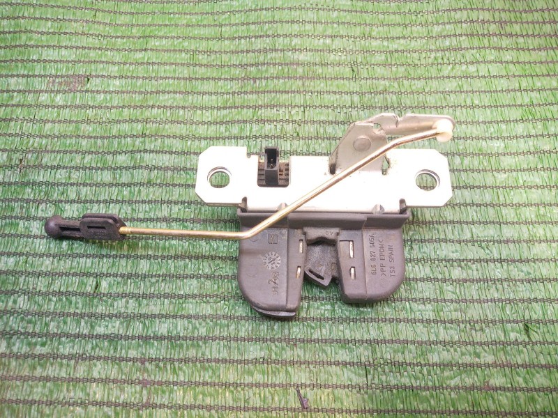 Recambio de cerradura maletero / porton para seat ibiza (6l1) 1.4 16v referencia OEM IAM   