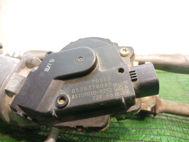 Recambio de motor limpia delantero para dodge caliber s referencia OEM IAM   