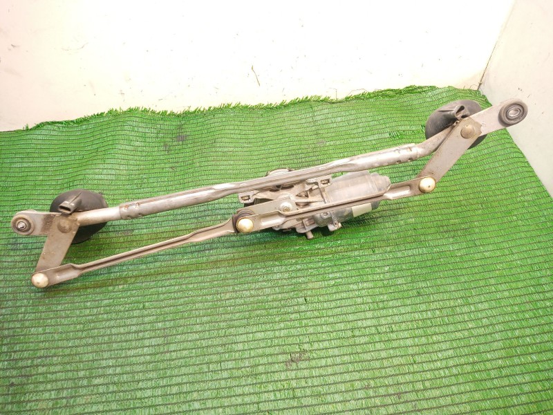 Recambio de motor limpia delantero para dodge caliber s referencia OEM IAM   