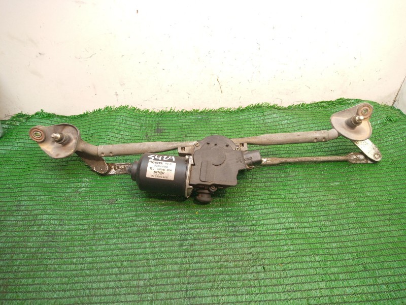 Recambio de motor limpia delantero para toyota avensis (_t25_) 2.2 d-4d (adt251_) referencia OEM IAM   