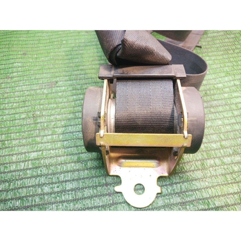Recambio de cinturon seguridad trasero para peugeot 307 cc (3b) 2.0 hdi 135 referencia OEM IAM   