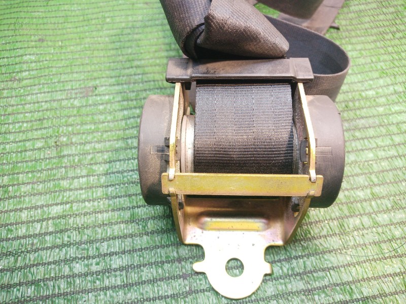 Recambio de cinturon seguridad trasero para peugeot 307 cc (3b) 2.0 hdi 135 referencia OEM IAM   