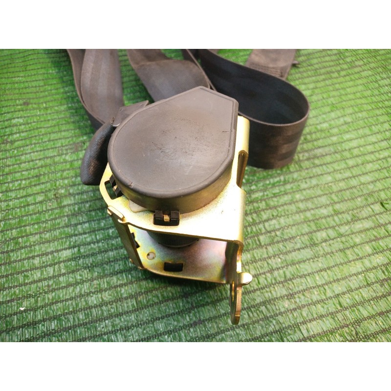 Recambio de cinturon seguridad trasero para peugeot 307 cc (3b) 2.0 hdi 135 referencia OEM IAM   