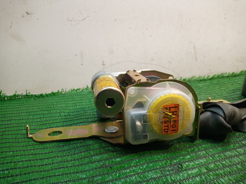 Recambio de cinturon seguridad delantero izquierdo para hyundai trajet (fo) 2.0 gls referencia OEM IAM   