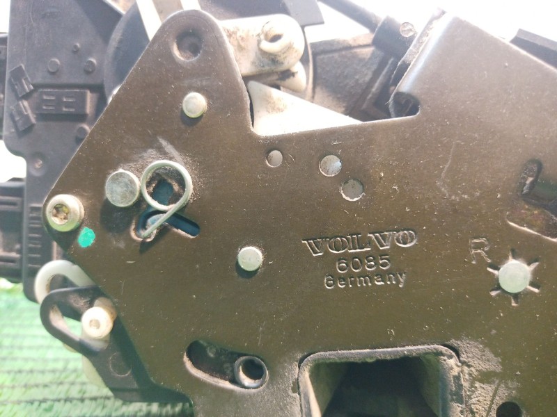Recambio de cerradura puerta trasera derecha para volvo s70 (874) 2.5 tdi referencia OEM IAM   
