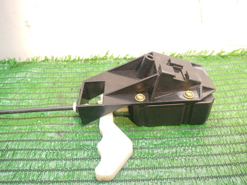 Recambio de tapa exterior combustible para mini mini (r50, r53) one referencia OEM IAM 7152588 7152588 7152588