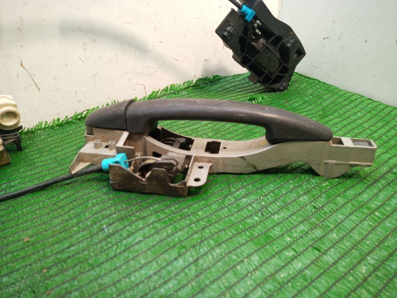 Recambio de cerradura puerta trasera izquierda para citroën c4 berlina referencia OEM IAM   