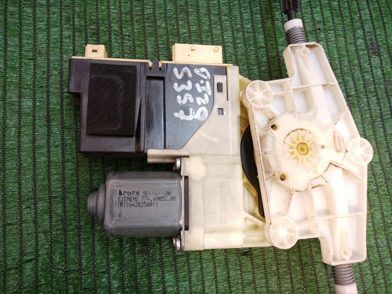 Recambio de elevalunas delantero izquierdo para citroën c4 berlina referencia OEM IAM   