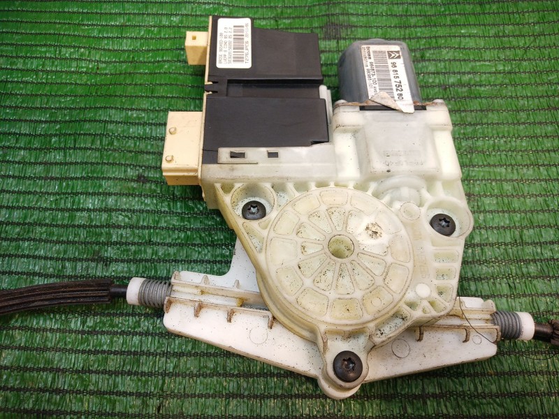 Recambio de elevalunas delantero izquierdo para citroën c4 berlina referencia OEM IAM   