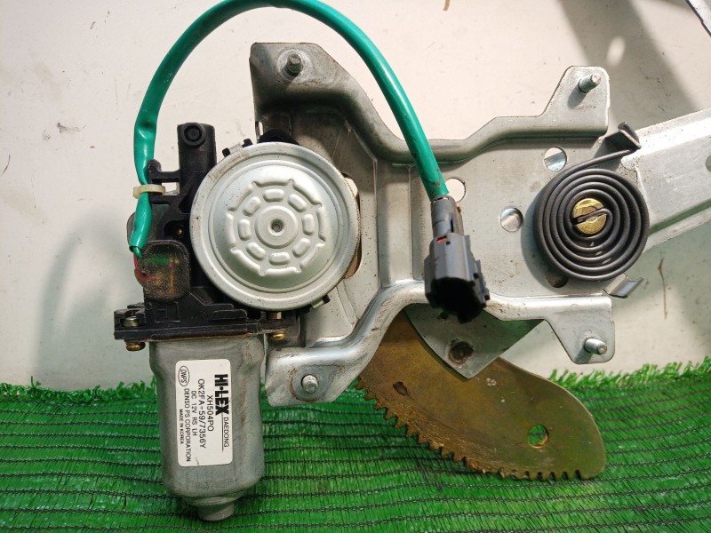 Recambio de mando elevalunas trasero izquierdo para kia carens referencia OEM IAM XH504P0 XH504P0 XH504P0