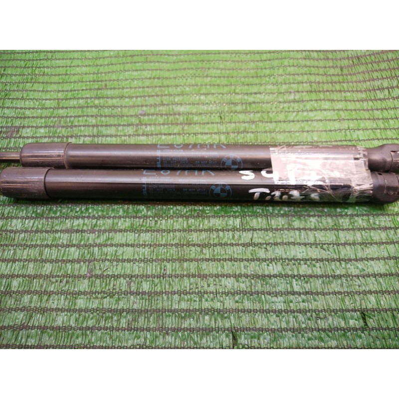 Recambio de amortiguadores maletero / porton para bmw 1 (e87) 116 i referencia OEM IAM 51247060622 51247060622 51247060622