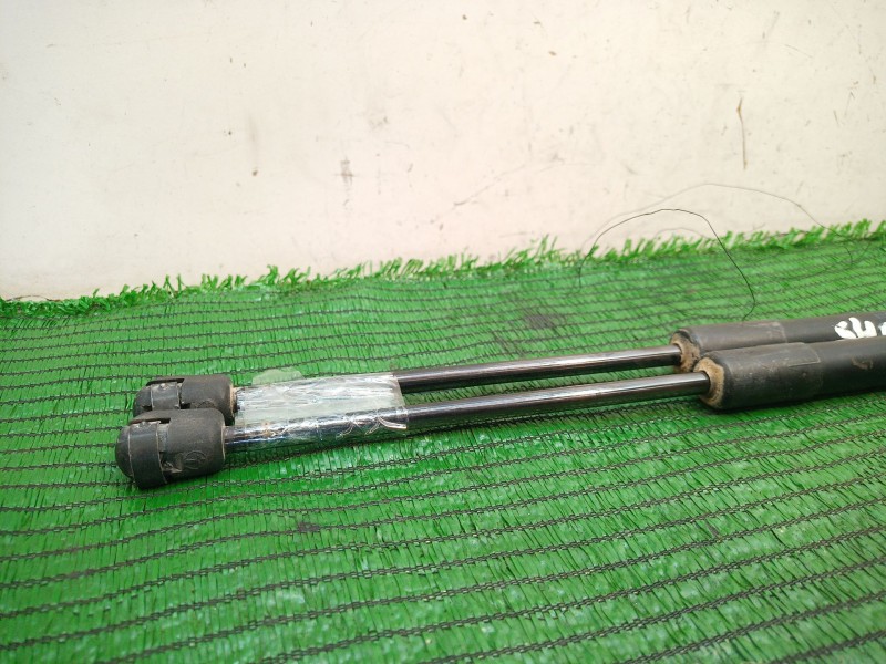 Recambio de amortiguadores maletero / porton para kia cee´d referencia OEM IAM   