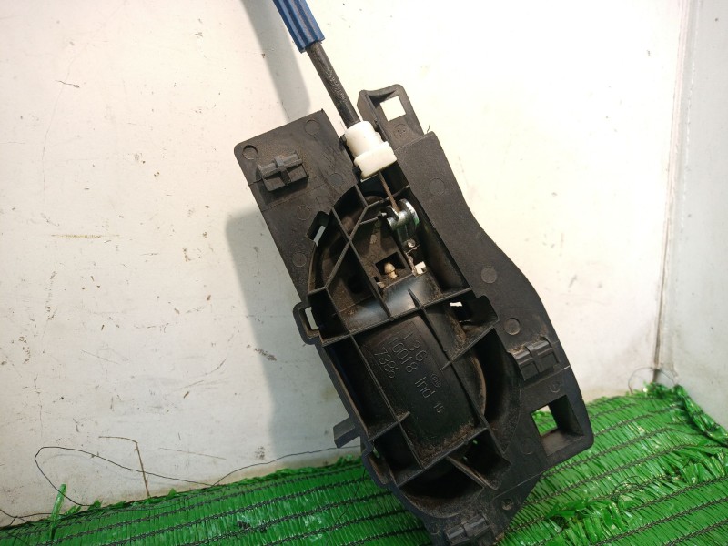 Recambio de cerradura puerta trasera izquierda para peugeot 407 st confort referencia OEM IAM   