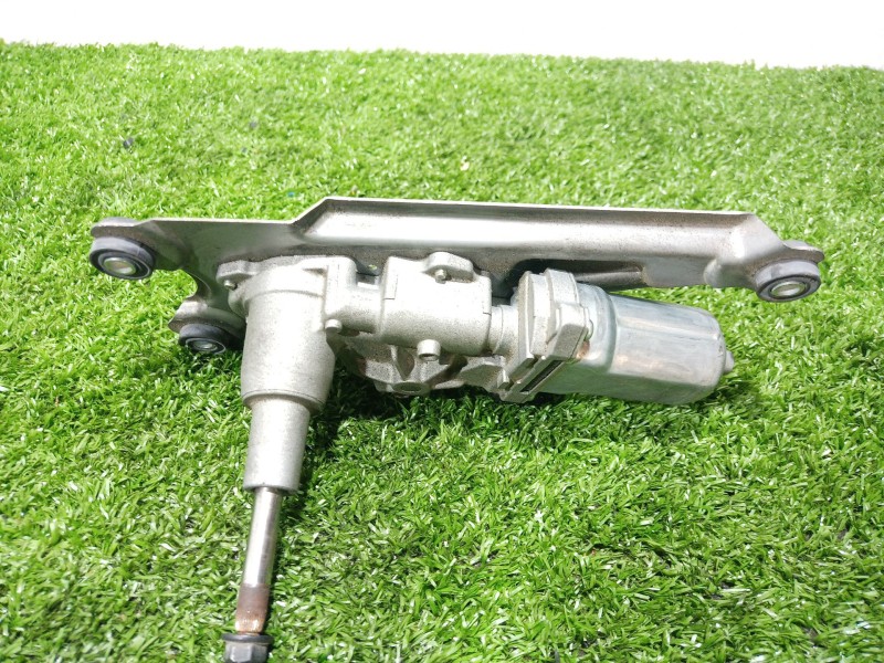 Recambio de motor limpia trasero para dodge journey sxt referencia OEM IAM   