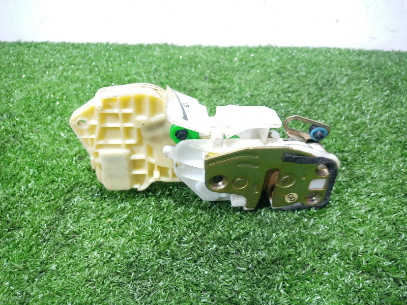 Recambio de cerradura puerta trasera izquierda para honda cr-v (rd8) es referencia OEM IAM SINREF SIN REF SIN REF