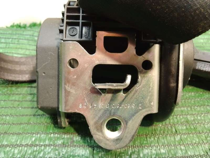 Recambio de cinturon seguridad delantero derecho para volkswagen golf plus (5m1) bluemotion edition referencia OEM IAM 604990300