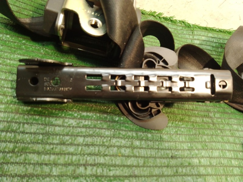Recambio de cinturon seguridad delantero derecho para volkswagen golf plus (5m1) bluemotion edition referencia OEM IAM 604990300