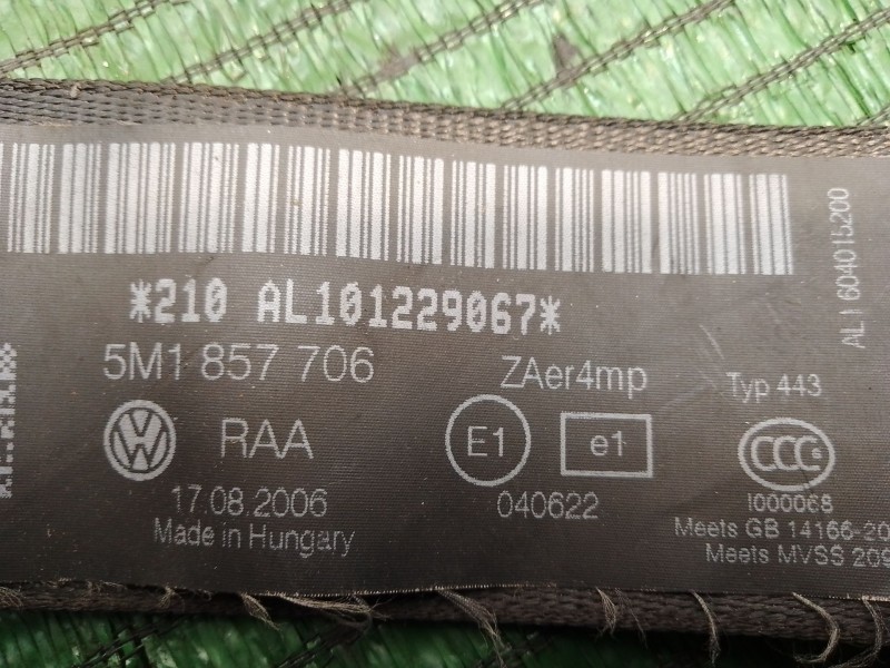 Recambio de cinturon seguridad delantero derecho para volkswagen golf plus (5m1) bluemotion edition referencia OEM IAM 604990300
