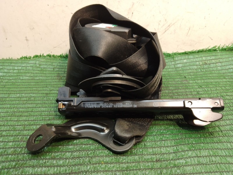 Recambio de cinturon seguridad delantero derecho para volkswagen golf plus (5m1) bluemotion edition referencia OEM IAM 604990300