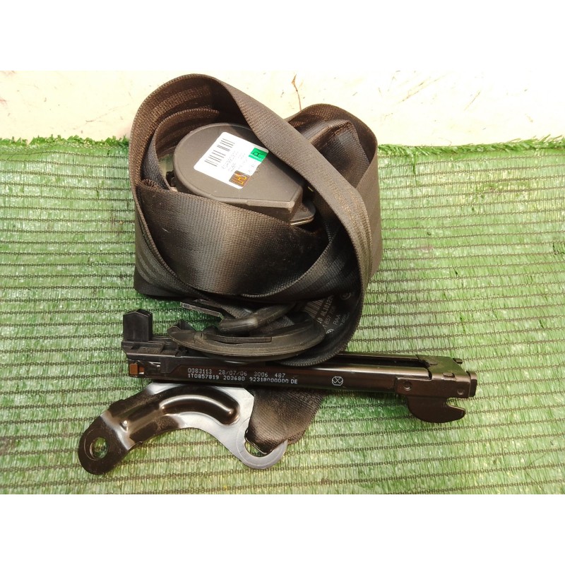 Recambio de cinturon seguridad delantero derecho para volkswagen golf plus (5m1) bluemotion edition referencia OEM IAM 604990300