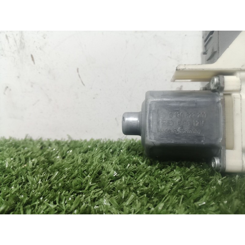 Recambio de motor elevalunas trasero izquierdo para peugeot 407 st confort referencia OEM IAM 9646595680 9646595680 0130822201