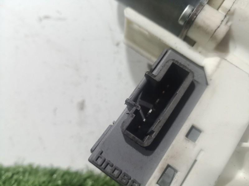 Recambio de motor elevalunas trasero izquierdo para peugeot 407 st confort referencia OEM IAM 9646595680 9646595680 0130822201