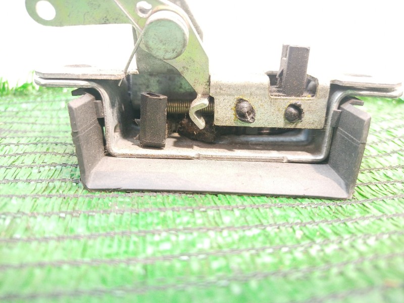 Recambio de cerradura maletero / porton para volkswagen polo (9n3) 1.4 tdi referencia OEM IAM 6Q6827505 6Q6827505 6Q6827505