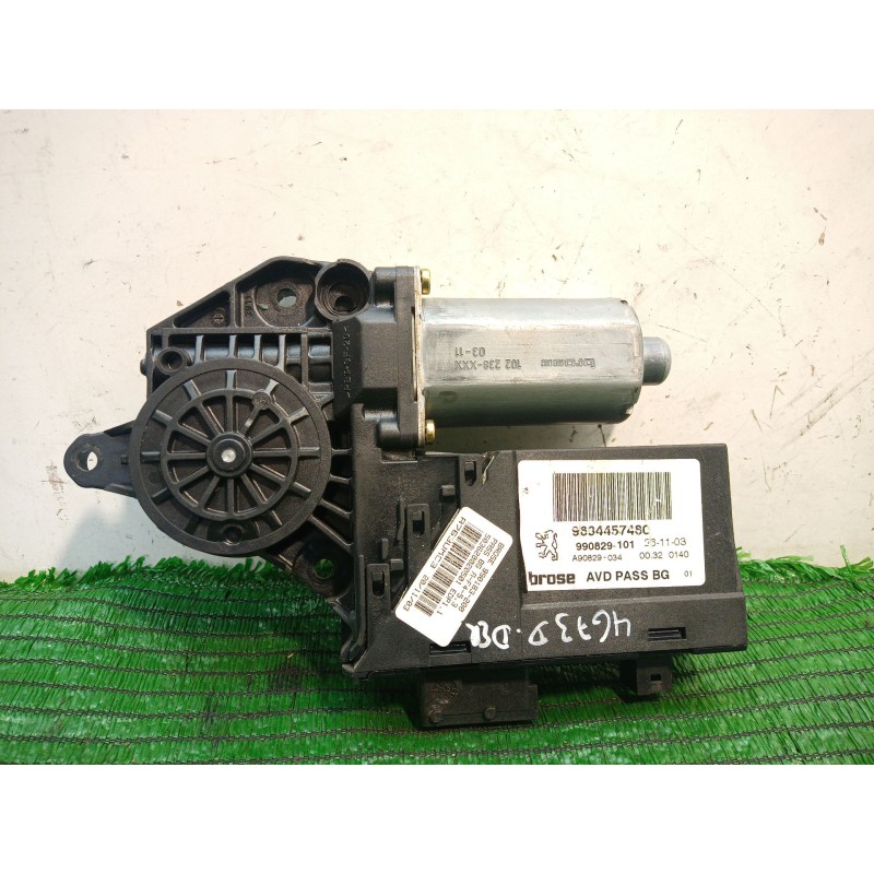 Recambio de motor elevalunas delantero derecho para peugeot 307 break / sw (s1) break xr referencia OEM IAM   