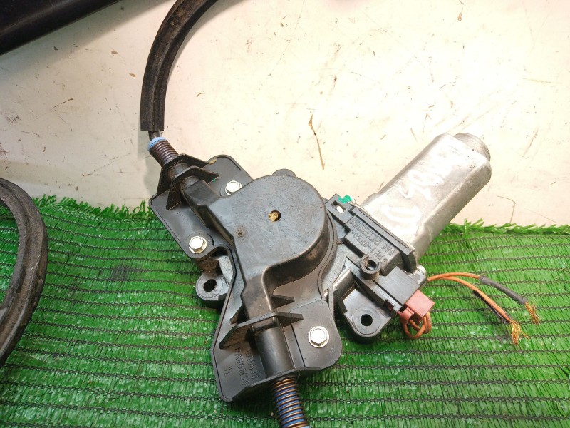 Recambio de elevalunas delantero izquierdo para renault scenic ii grand confort authentique referencia OEM IAM   