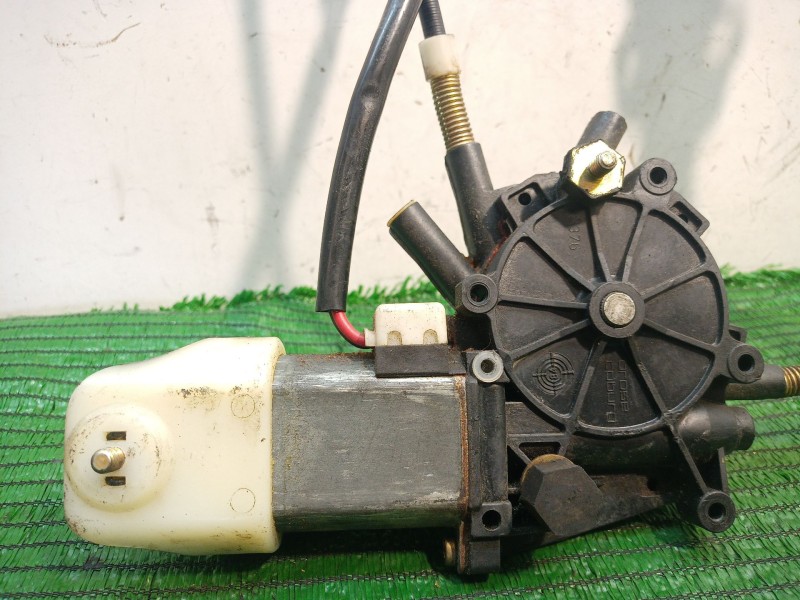 Recambio de elevalunas trasero derecho para volkswagen santana (327) gx referencia OEM IAM 13082109 13082109 13082109