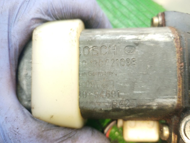 Recambio de elevalunas trasero derecho para volkswagen santana (327) gx referencia OEM IAM 13082109 13082109 13082109