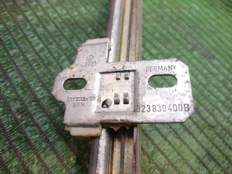 Recambio de elevalunas trasero derecho para volkswagen santana (327) gx referencia OEM IAM 13082109 13082109 13082109