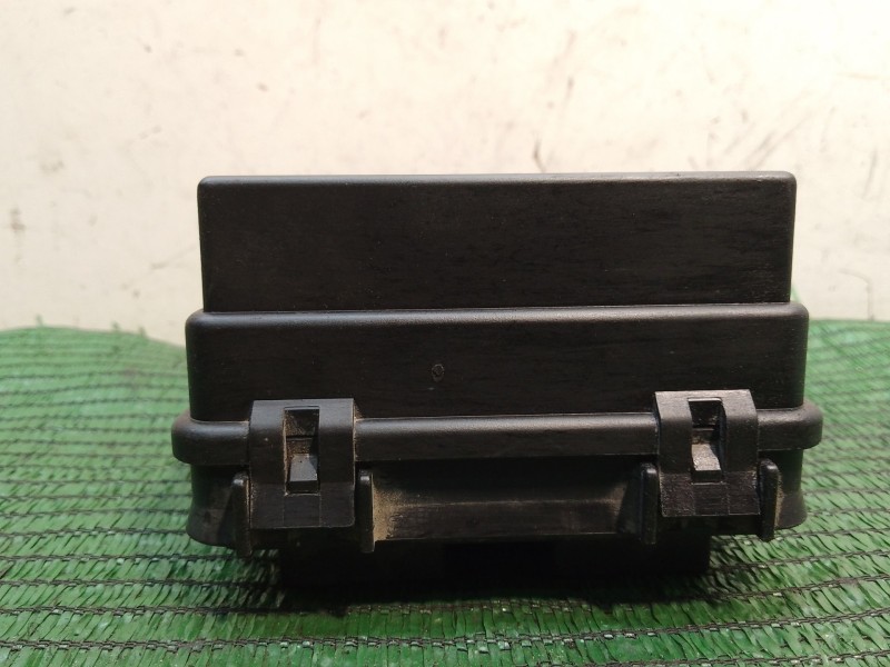 Recambio de caja reles / fusibles para chevrolet matiz s referencia OEM IAM 96427973 0064 EM09