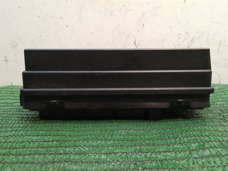 Recambio de caja reles / fusibles para chevrolet matiz s referencia OEM IAM 96427973 0064 EM09