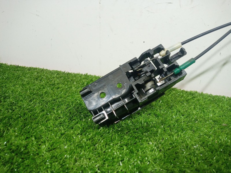 Recambio de cerradura puerta trasera izquierda para toyota corolla (e12) 1.4 d-4d luna compact referencia OEM IAM   