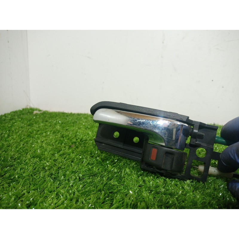 Recambio de cerradura puerta trasera izquierda para toyota corolla (e12) 1.4 d-4d luna compact referencia OEM IAM   