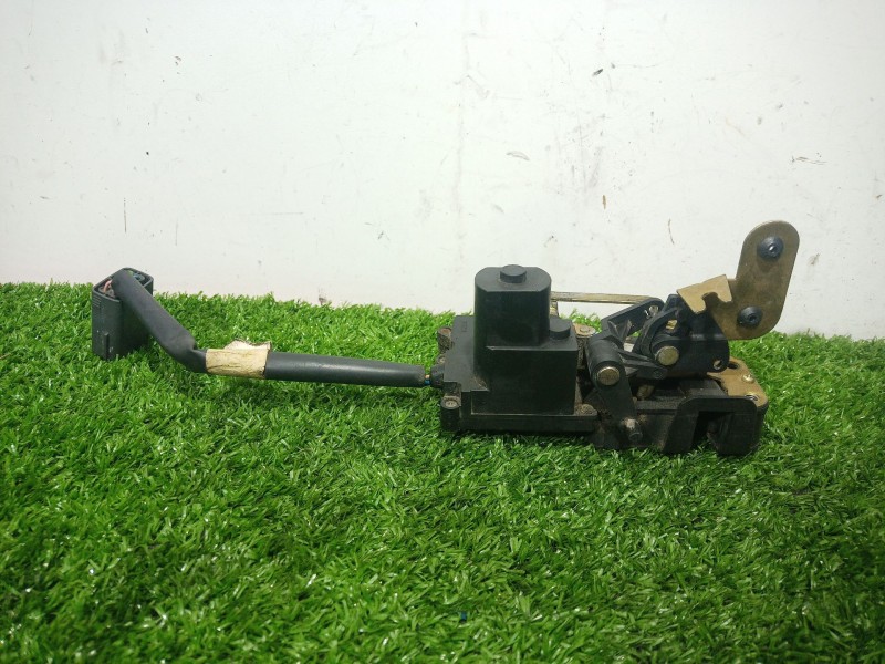 Recambio de cerradura puerta trasera derecha para land rover range rover (lp) dse (100kw) referencia OEM IAM   