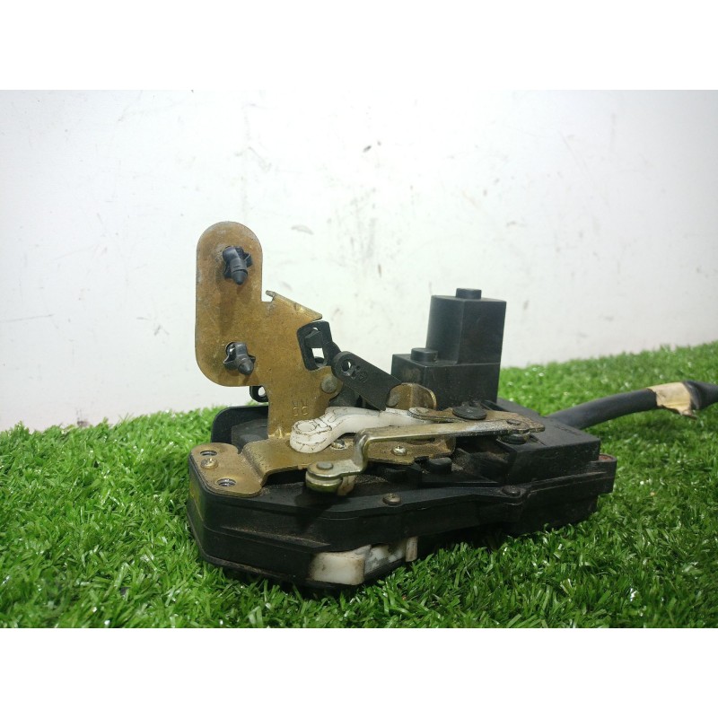 Recambio de cerradura puerta trasera derecha para land rover range rover (lp) dse (100kw) referencia OEM IAM   